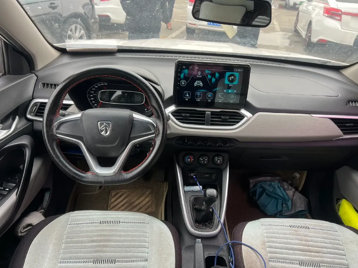 2017 BaoJun 510 1.5L 112HP L4 6MT,autocango,china used car exporter,china ev exporter,chinese used car exporter,chinese used ev exporter