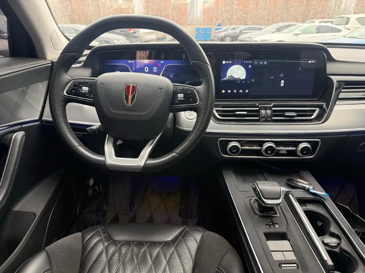 2023 HongQi HS5 2.0T 252HP L4 8AT,autocango,china used car exporter,china ev exporter,chinese used car exporter,chinese used ev exporter