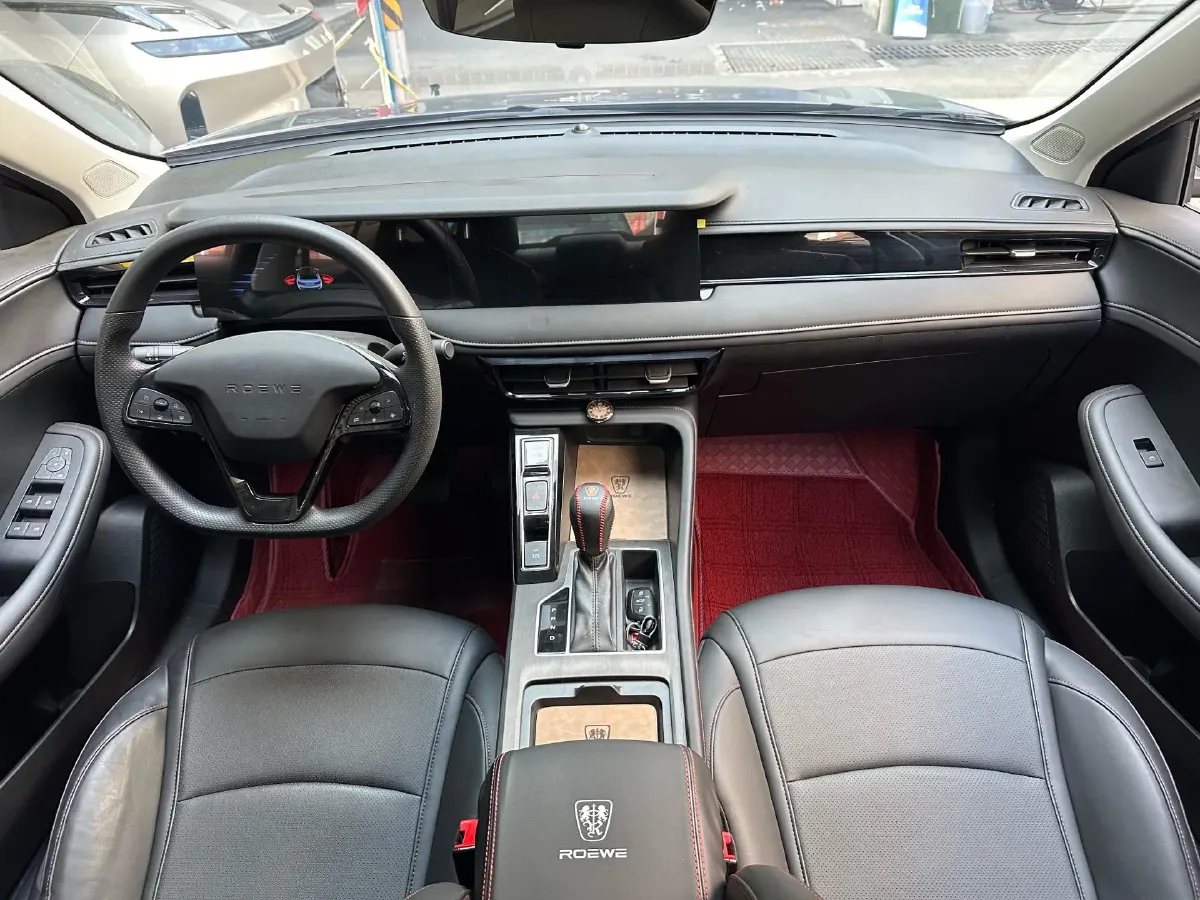 2023 Roewe i5 1.5L 129HP L4 CVT,autocango,china used car exporter,china ev exporter,chinese used car exporter,chinese used ev exporter