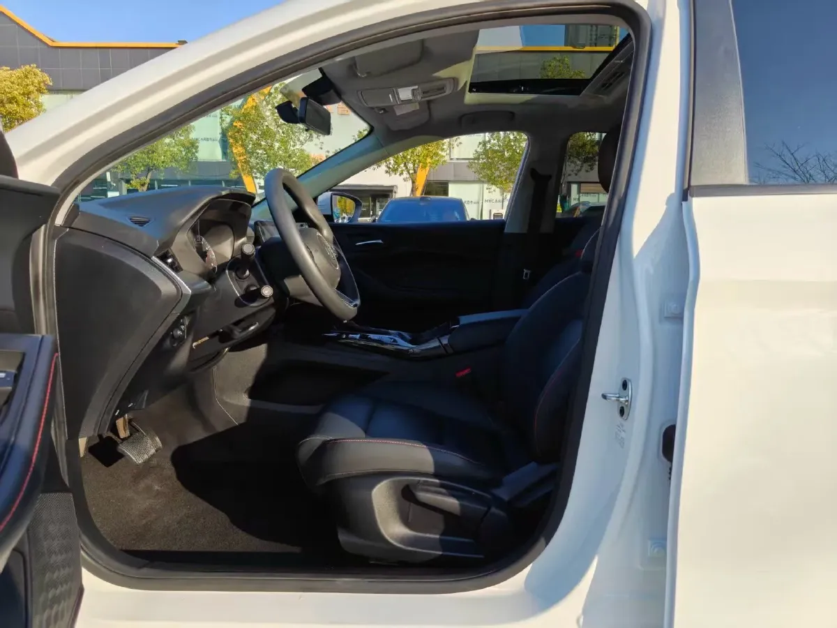 2023 MG 5 1.5L 129HP L4 CVT,autocango,china used car exporter,china ev exporter,chinese used car exporter,chinese used ev exporter