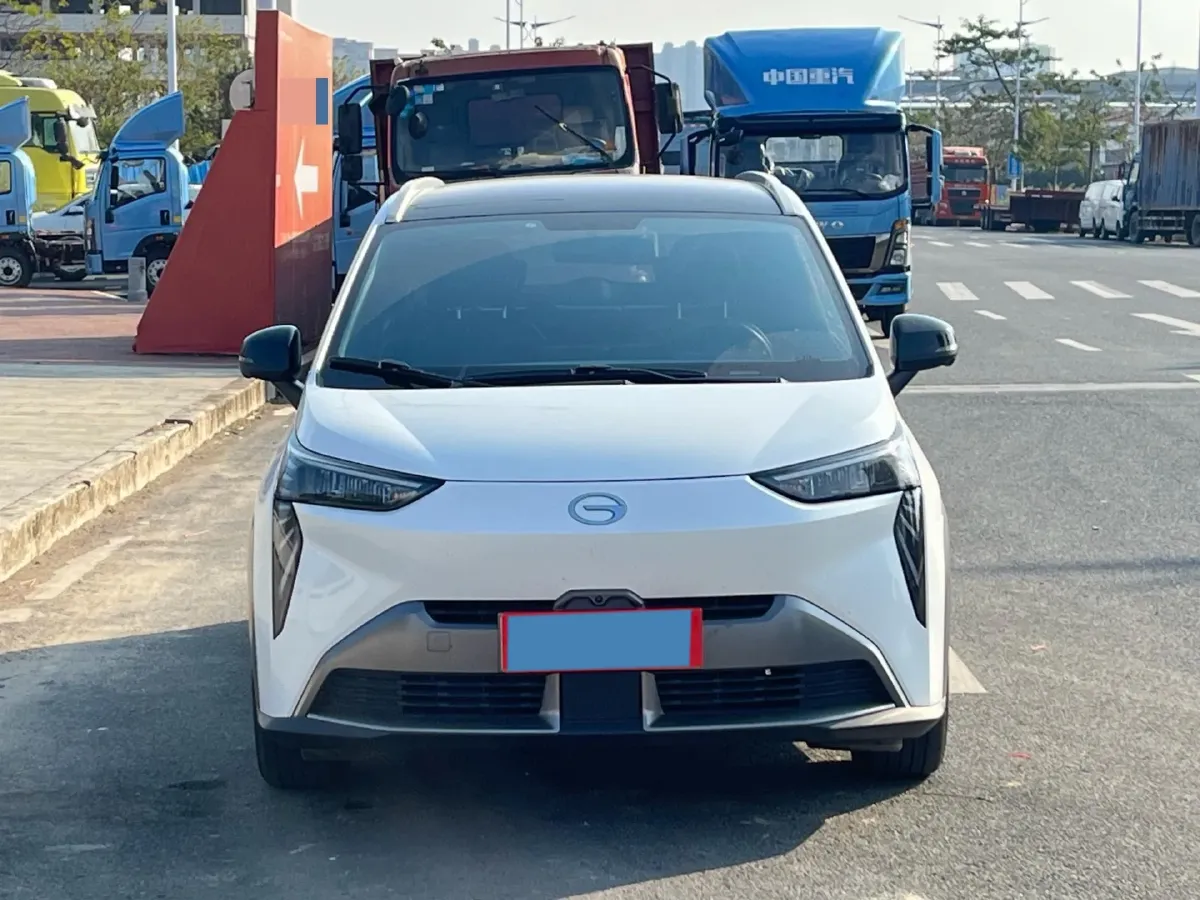 2022 Geely Okavango 1.8T 184HP L4 7DCT,autocango,china used car exporter,china ev exporter,chinese used car exporter,chinese used ev exporter