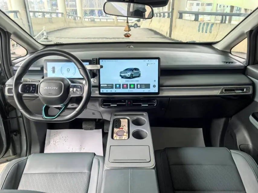 2022 Geely Okavango 1.8T 184HP L4 7DCT,autocango,china used car exporter,china ev exporter,chinese used car exporter,chinese used ev exporter