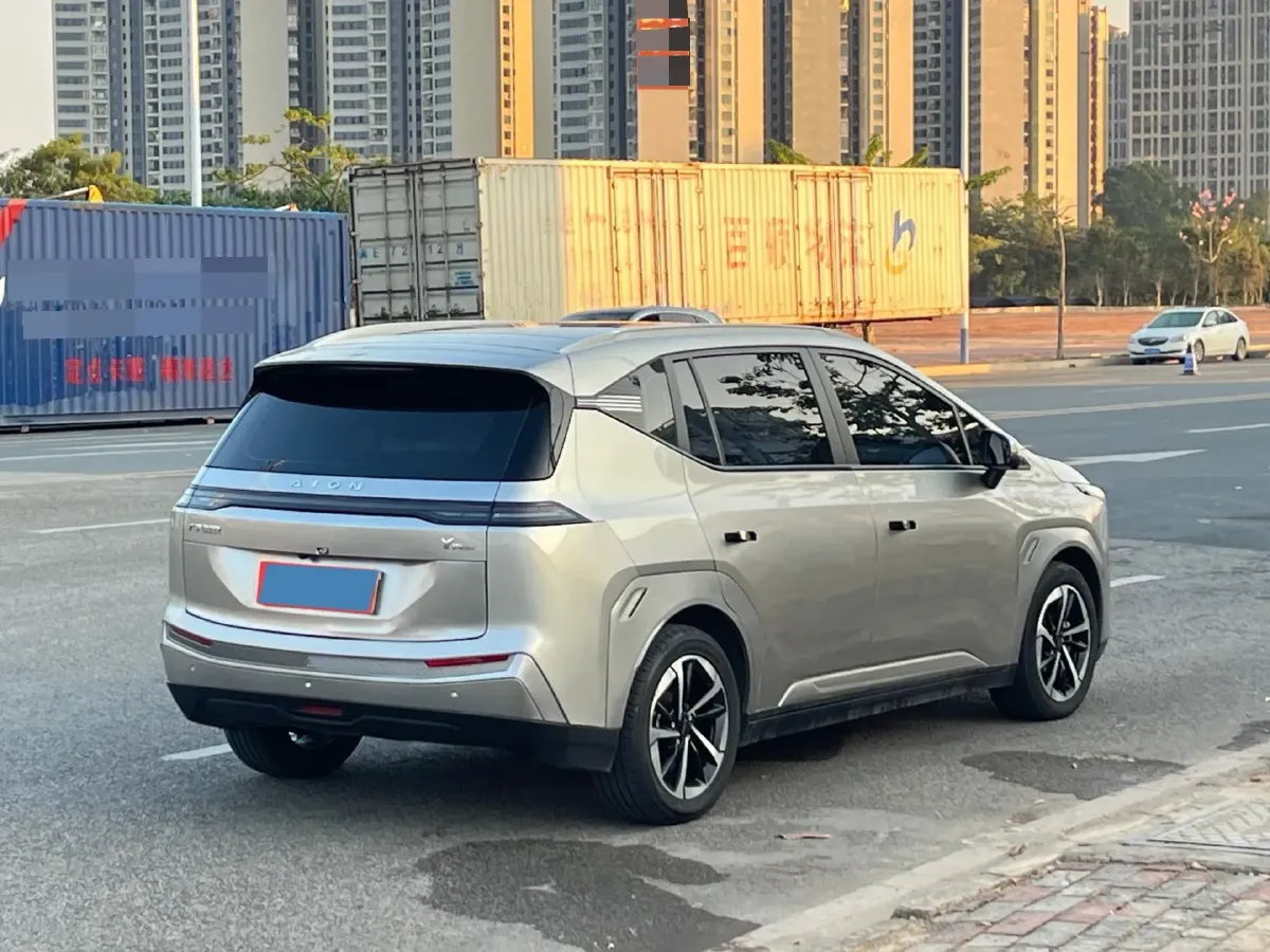 2022 Geely Okavango 1.8T 184HP L4 7DCT,autocango,china used car exporter,china ev exporter,chinese used car exporter,chinese used ev exporter
