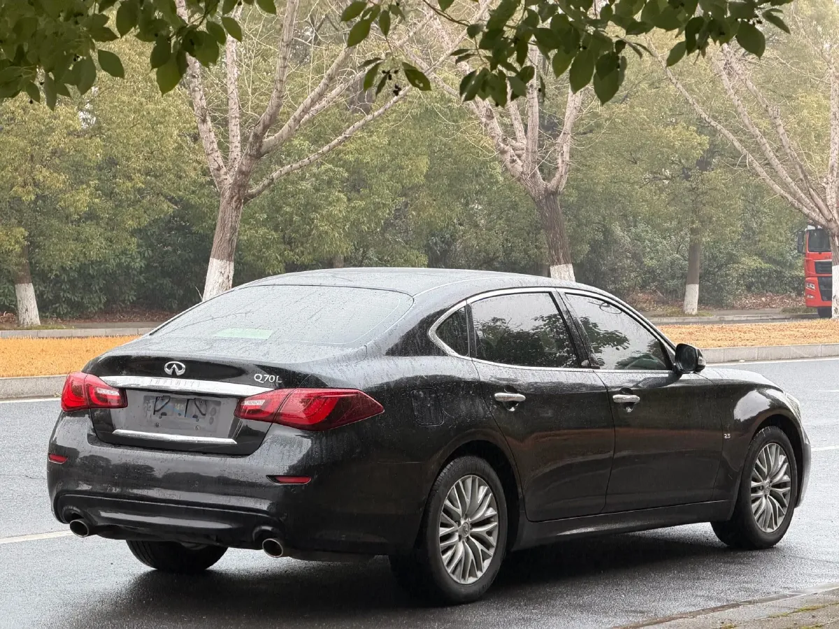 2017 Volkswagen Alltrack 2.0T 220HP L4 7DCT,autocango,china used car exporter,china ev exporter,chinese used car exporter,chinese used ev exporter