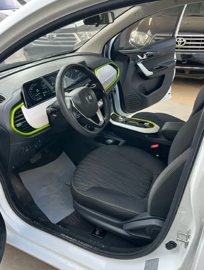 2020 ChangAn BenBen E-Star BEV 32.2KWH,autocango,china used car exporter,china ev exporter,chinese used car exporter,chinese used ev exporter