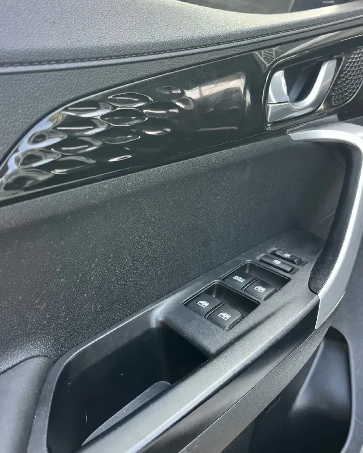 2020 ChangAn BenBen E-Star BEV 32.2KWH,autocango,china used car exporter,china ev exporter,chinese used car exporter,chinese used ev exporter