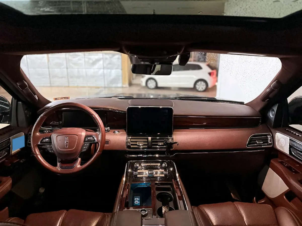 2019 Lincoln Navigator 3.5T 388HP V6 10AT,autocango,china used car exporter,china ev exporter,chinese used car exporter,chinese used ev exporter