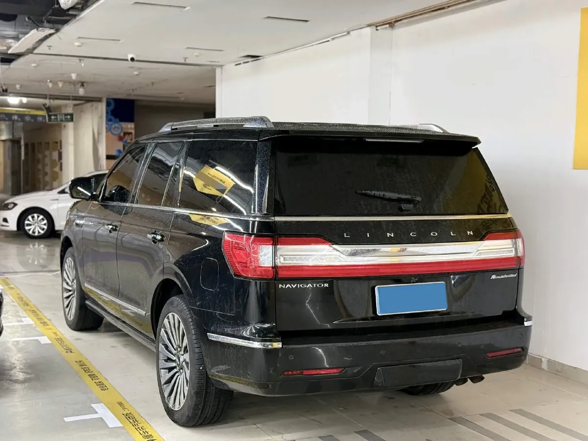 2019 Lincoln Navigator 3.5T 388HP V6 10AT,autocango,china used car exporter,china ev exporter,chinese used car exporter,chinese used ev exporter