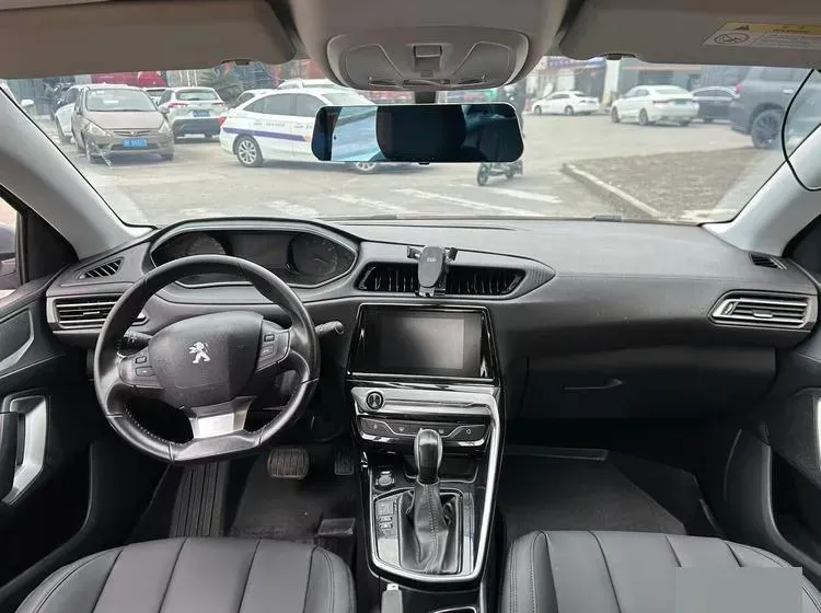 2018 Peugeot 308 1.6L 117HP L4 6AT,autocango,china used car exporter,china ev exporter,chinese used car exporter,chinese used ev exporter