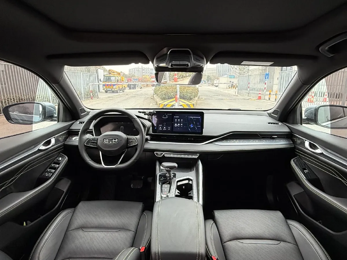 2023 Geely Preface 1.5T 181HP L4 7DCT,autocango,china used car exporter,china ev exporter,chinese used car exporter,chinese used ev exporter