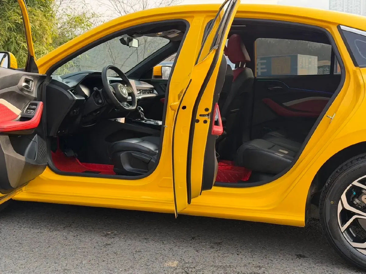 2021 MG 5 1.5L 120HP L4 CVT,autocango,china used car exporter,china ev exporter,chinese used car exporter,chinese used ev exporter