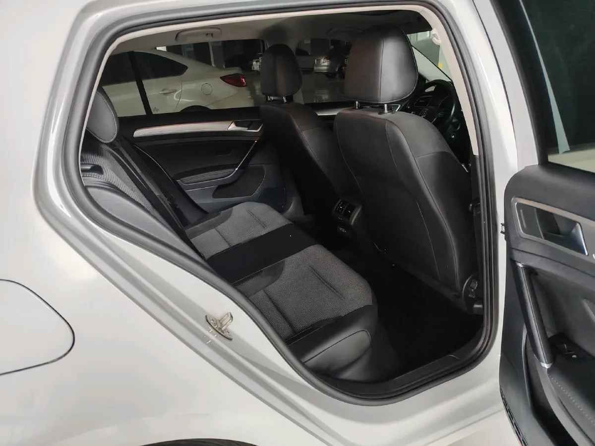 2019 Chery Tiggo 8 1.6T 197HP L4 7DCT,autocango,china used car exporter,china ev exporter,chinese used car exporter,chinese used ev exporter