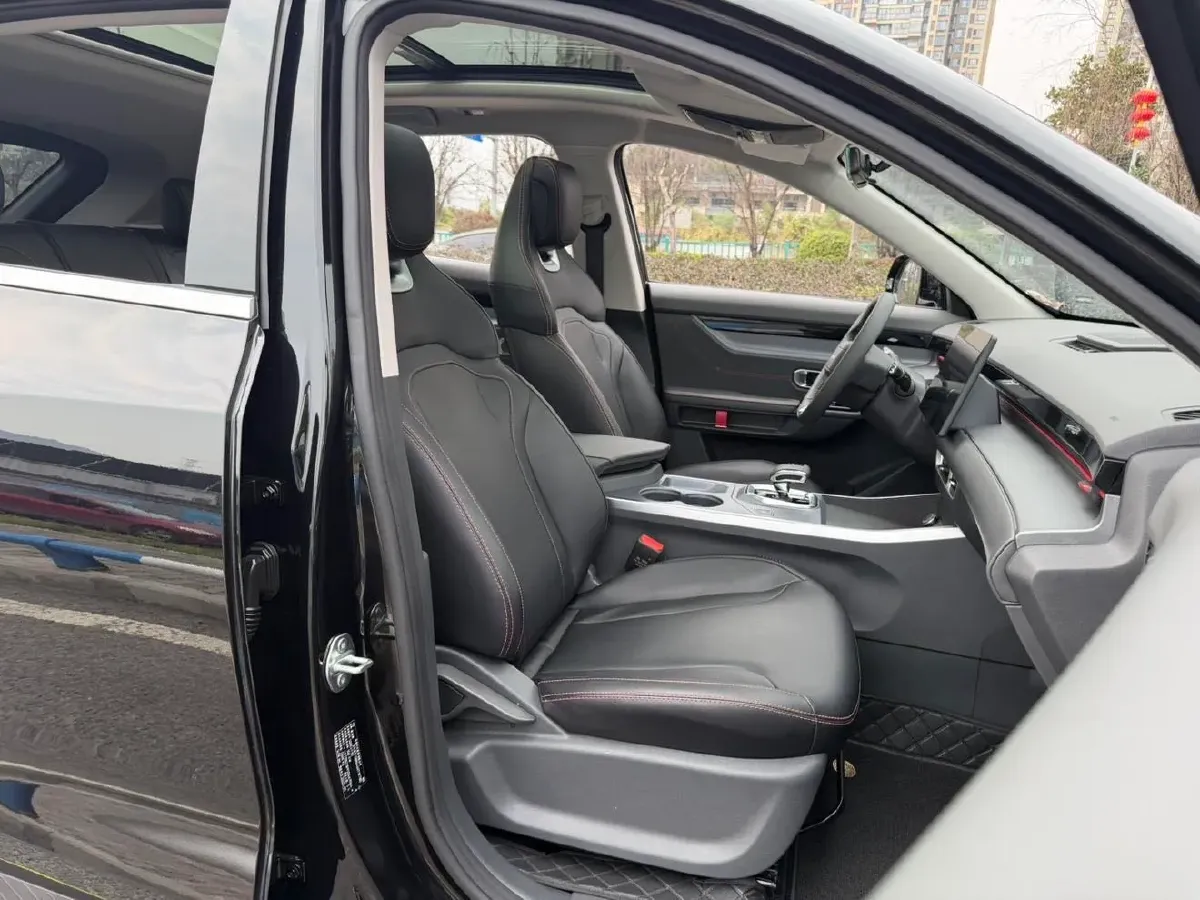 2024 Jetour DASHING 1.5T 156HP L4 6DCT,autocango,china used car exporter,china ev exporter,chinese used car exporter,chinese used ev exporter