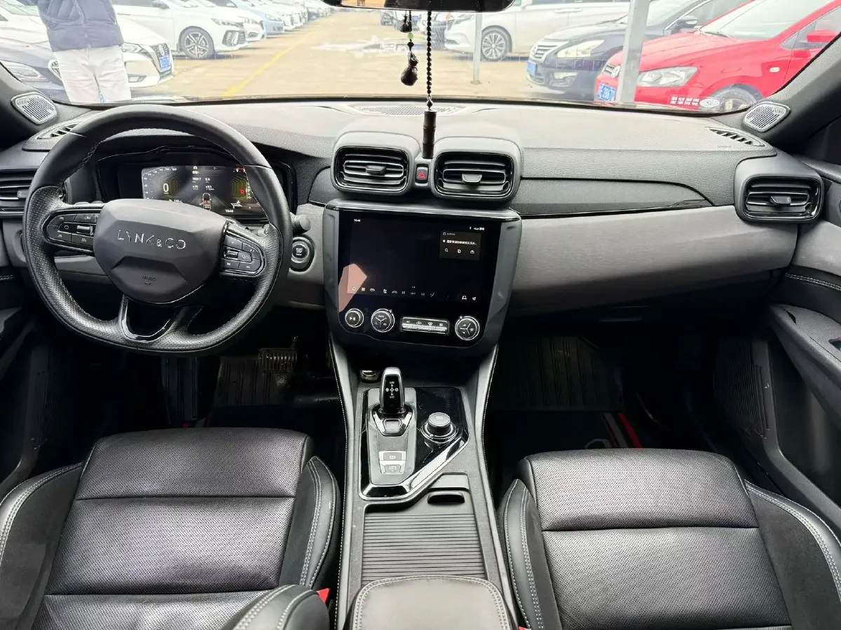 2022 LYNK&CO 03 2.0T 190HP L4 7DCT,autocango,china used car exporter,china ev exporter,chinese used car exporter,chinese used ev exporter