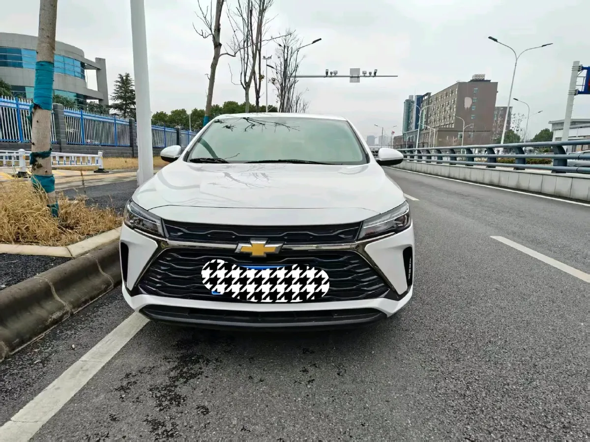 2024 Chevrolet Monza 1.5L 113HP L4 6DCT,autocango,china used car exporter,china ev exporter,chinese used car exporter,chinese used ev exporter