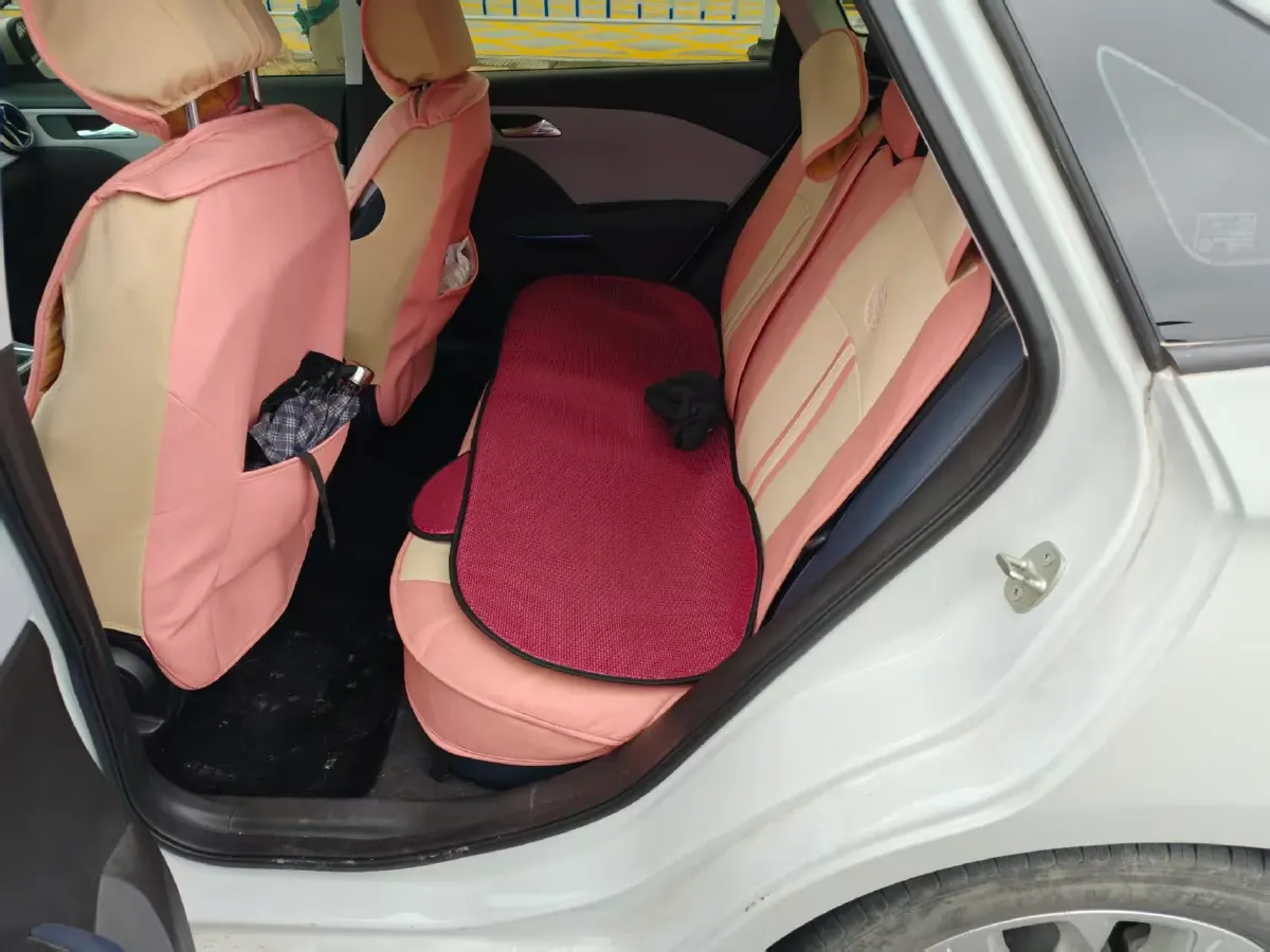 2024 Chevrolet Monza 1.5L 113HP L4 6DCT,autocango,china used car exporter,china ev exporter,chinese used car exporter,chinese used ev exporter