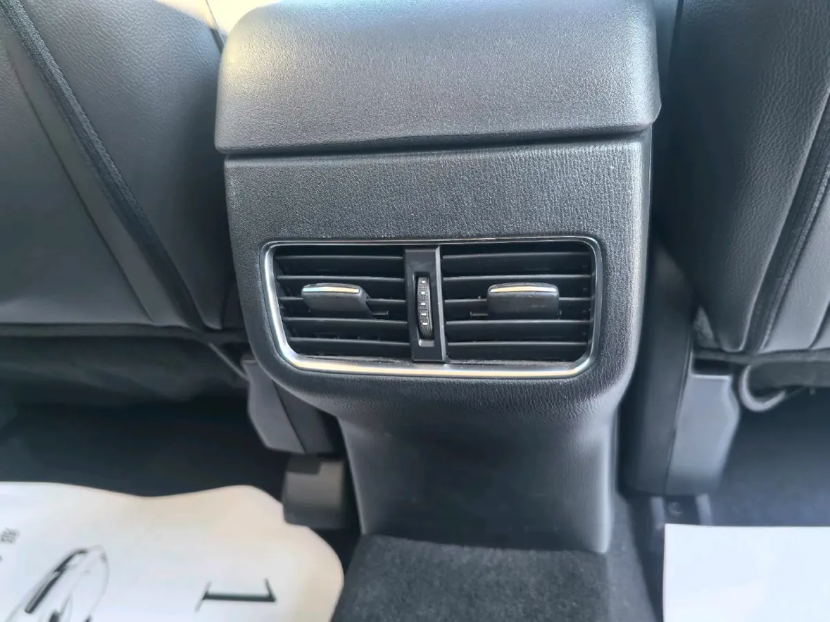 2022 MAXUS XinTu V90 2.0T 150HP L4 6AT,autocango,china used car exporter,china ev exporter,chinese used car exporter,chinese used ev exporter