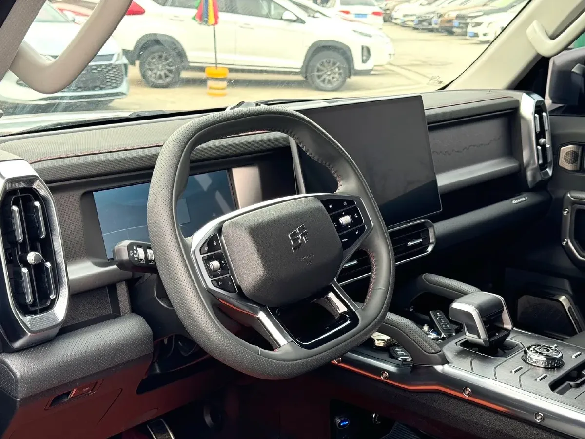 2023 Jetour Traveller 2.0T 254HP L4 7DCT,autocango,china used car exporter,china ev exporter,chinese used car exporter,chinese used ev exporter