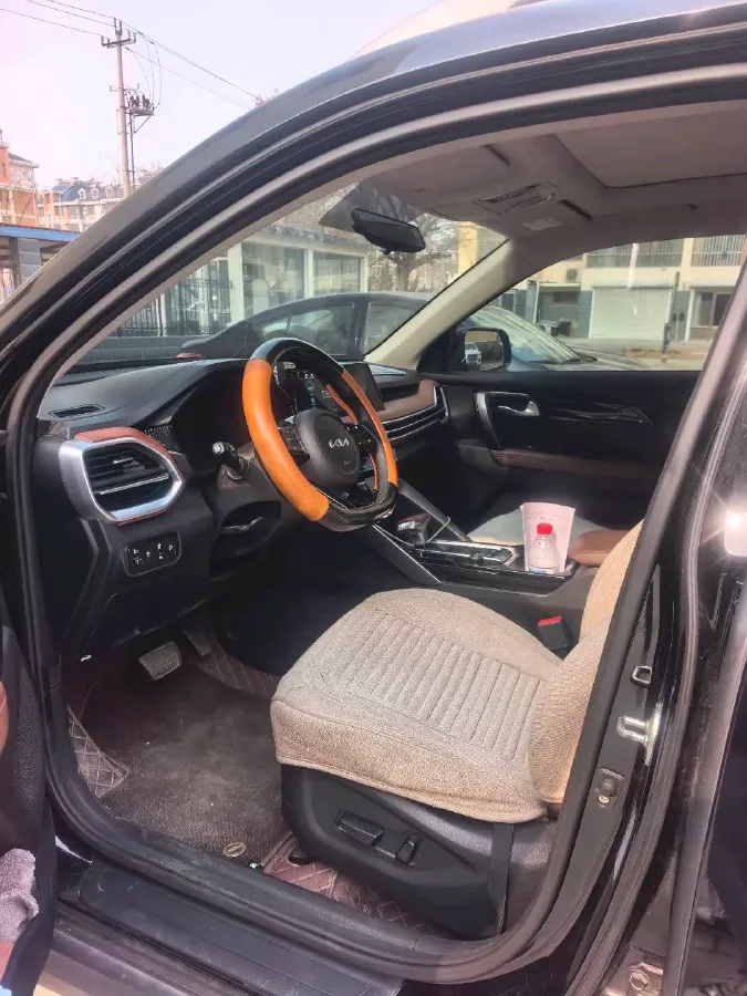 2021 Kia Sportage R 2.0L 161HP L4 6AT,autocango,china used car exporter,china ev exporter,chinese used car exporter,chinese used ev exporter