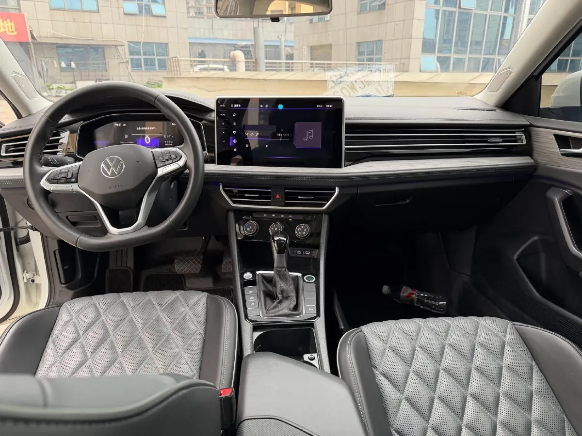 2023 Volkswagen Sagitar 1.5T 160HP L4 7DCT,autocango,china used car exporter,china ev exporter,chinese used car exporter,chinese used ev exporter