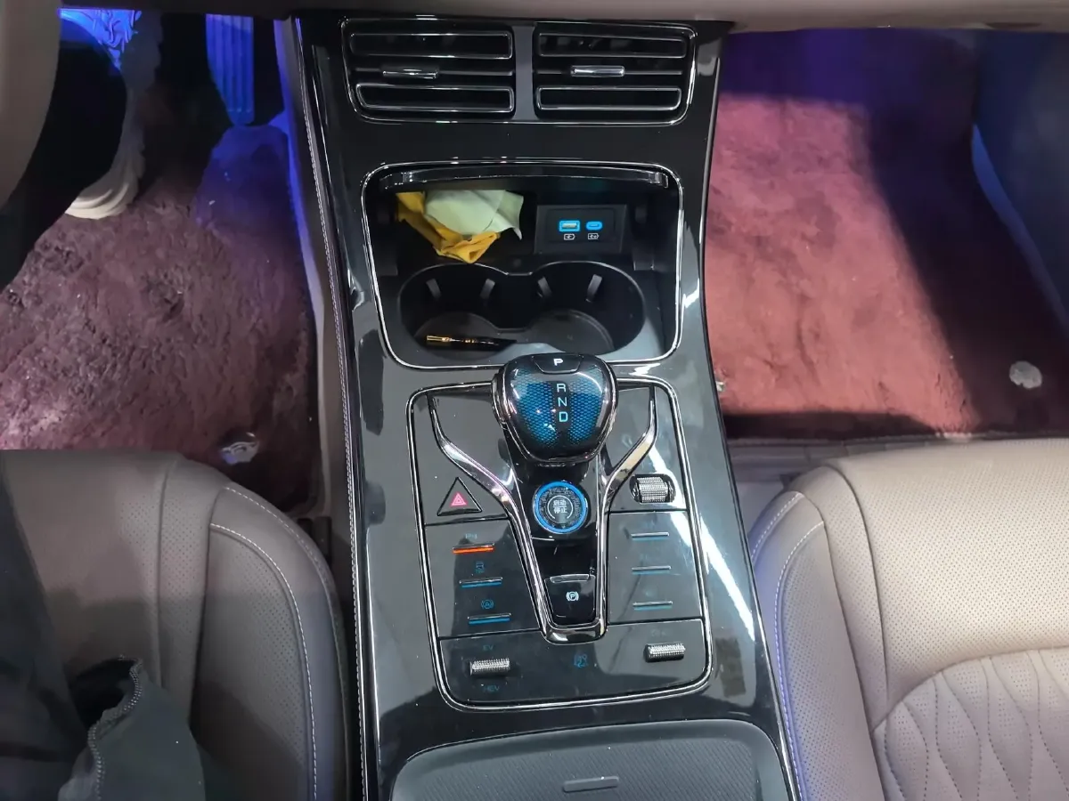 2024 BYD Han 1.5T 139HP L4 E-CVT PHEV 18.316KWH,autocango,china used car exporter,china ev exporter,chinese used car exporter,chinese used ev exporter