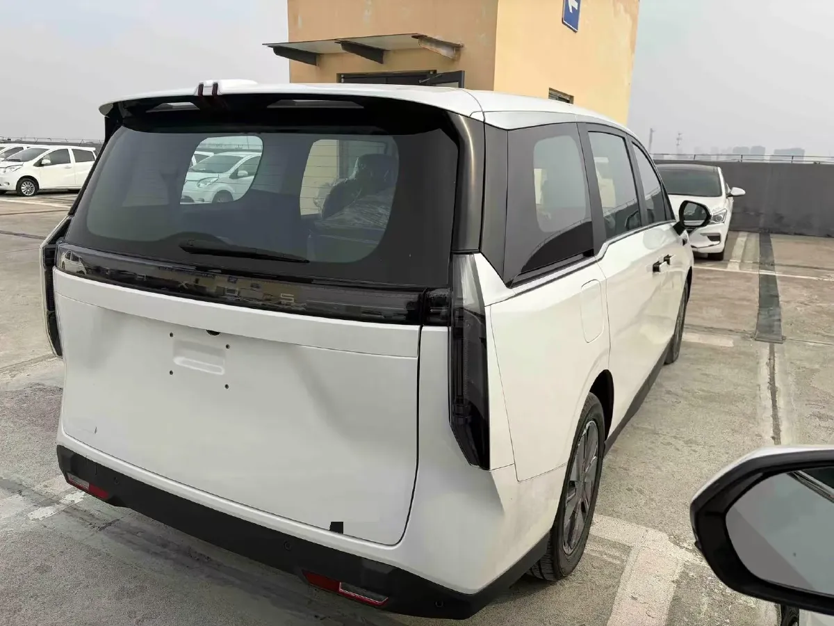 2024 MAXUS DaJia 7 1.5T 150HP L4 1DHT PHEV 24.7KWH,autocango,china used car exporter,china ev exporter,chinese used car exporter,chinese used ev exporter