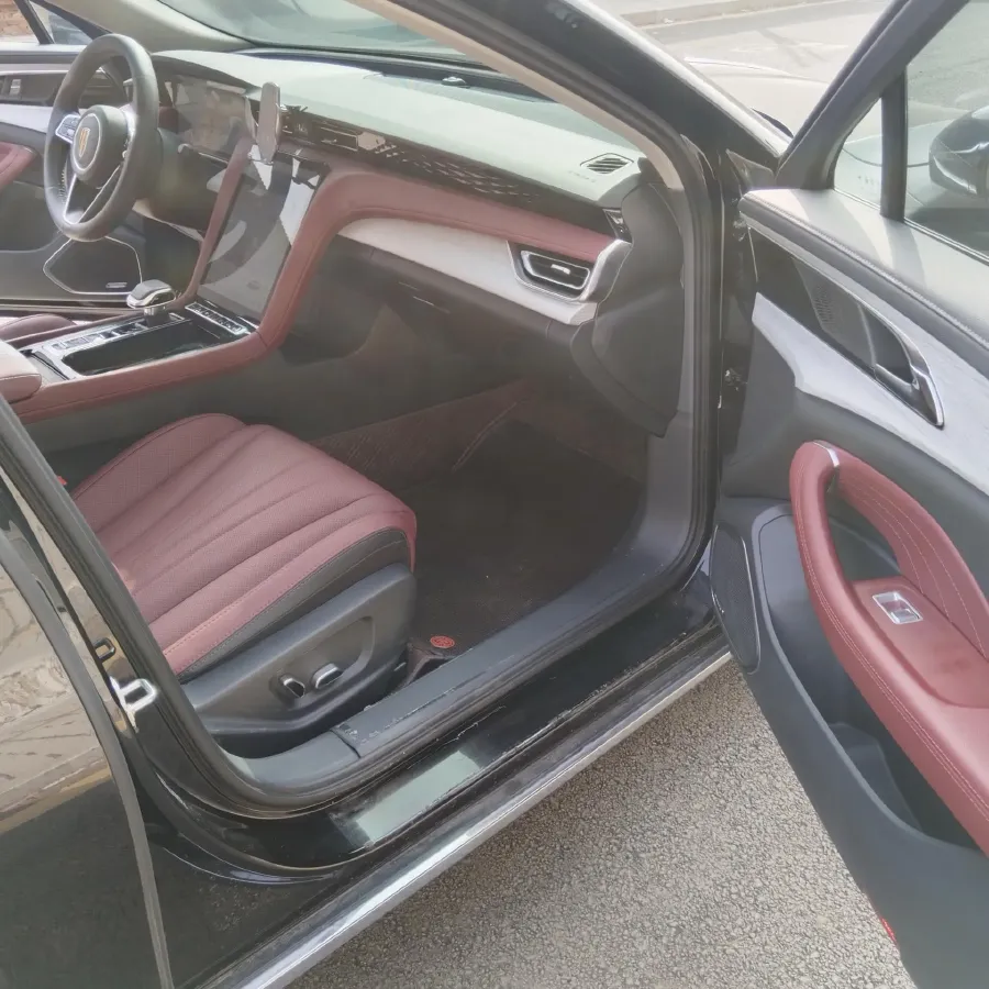 2025 HongQi H5 1.5T 169HP L4 1DHT Hybrid,autocango,china used car exporter,china ev exporter,chinese used car exporter,chinese used ev exporter