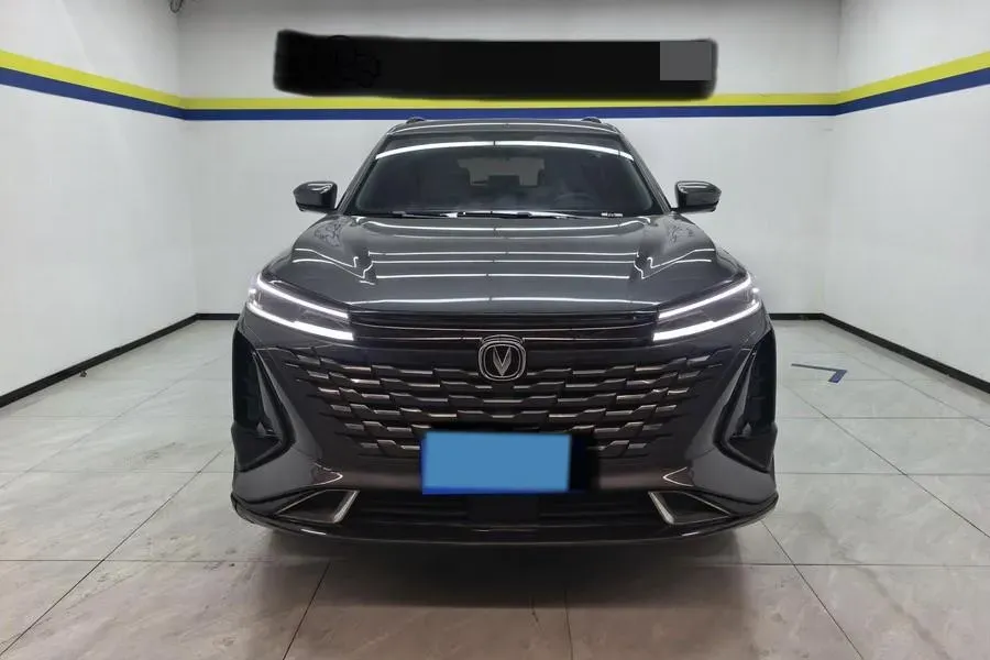 2023 ChangAn CS75 1.5T 188HP L4 7DCT,autocango,china used car exporter,china ev exporter,chinese used car exporter,chinese used ev exporter