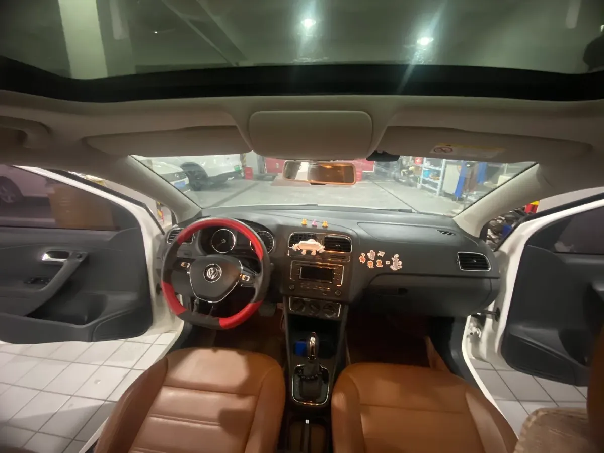 2016 Volkswagen Polo 1.6L 110HP L4 6AT,autocango,china used car exporter,china ev exporter,chinese used car exporter,chinese used ev exporter