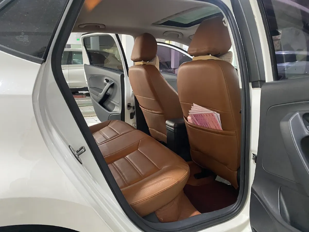 2016 Volkswagen Polo 1.6L 110HP L4 6AT,autocango,china used car exporter,china ev exporter,chinese used car exporter,chinese used ev exporter