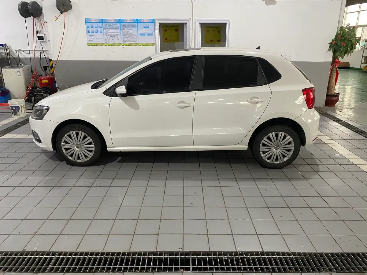 2016 Volkswagen Polo 1.6L 110HP L4 6AT,autocango,china used car exporter,china ev exporter,chinese used car exporter,chinese used ev exporter