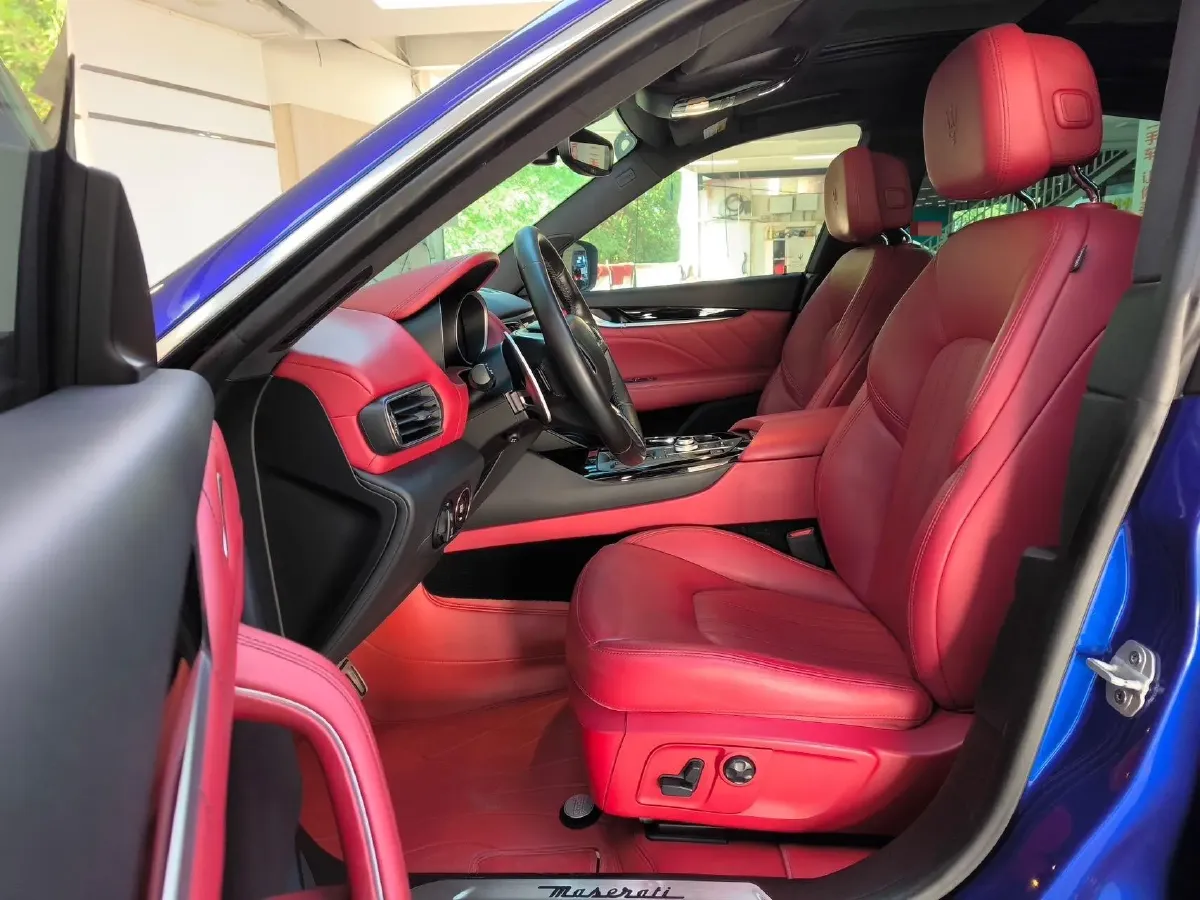 2019 Maserati Levante 3.0T 350HP V6 8AT,autocango,china used car exporter,china ev exporter,chinese used car exporter,chinese used ev exporter