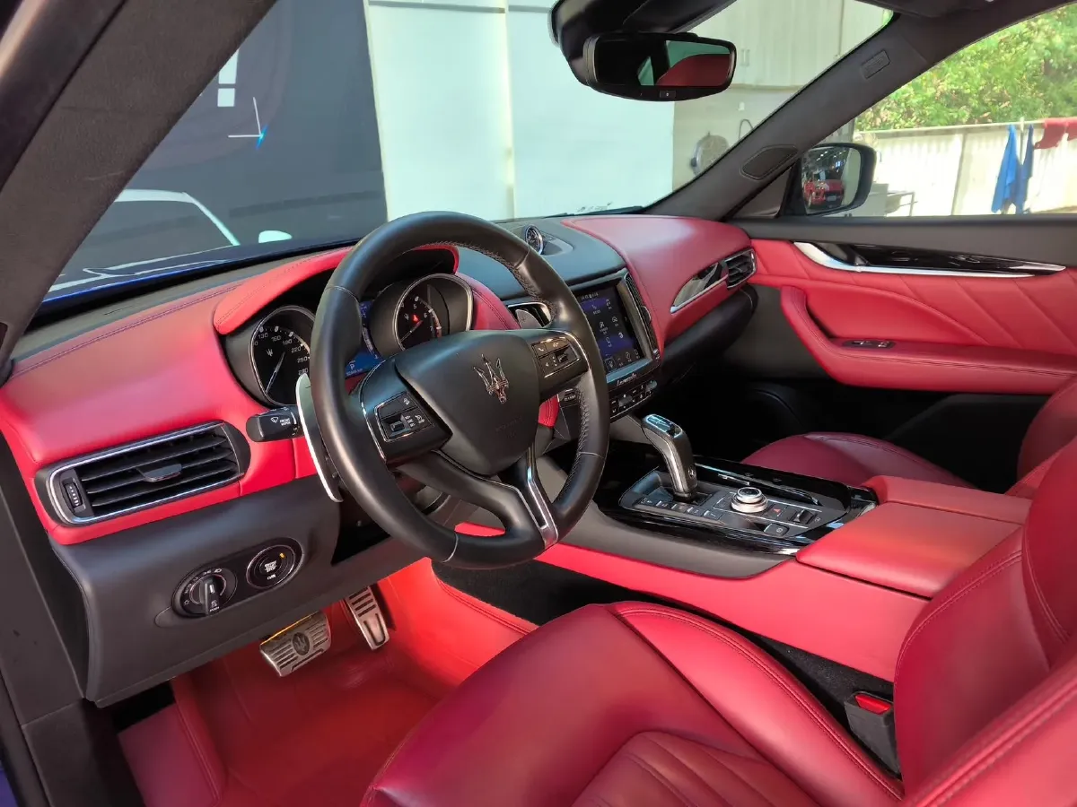 2019 Maserati Levante 3.0T 350HP V6 8AT,autocango,china used car exporter,china ev exporter,chinese used car exporter,chinese used ev exporter