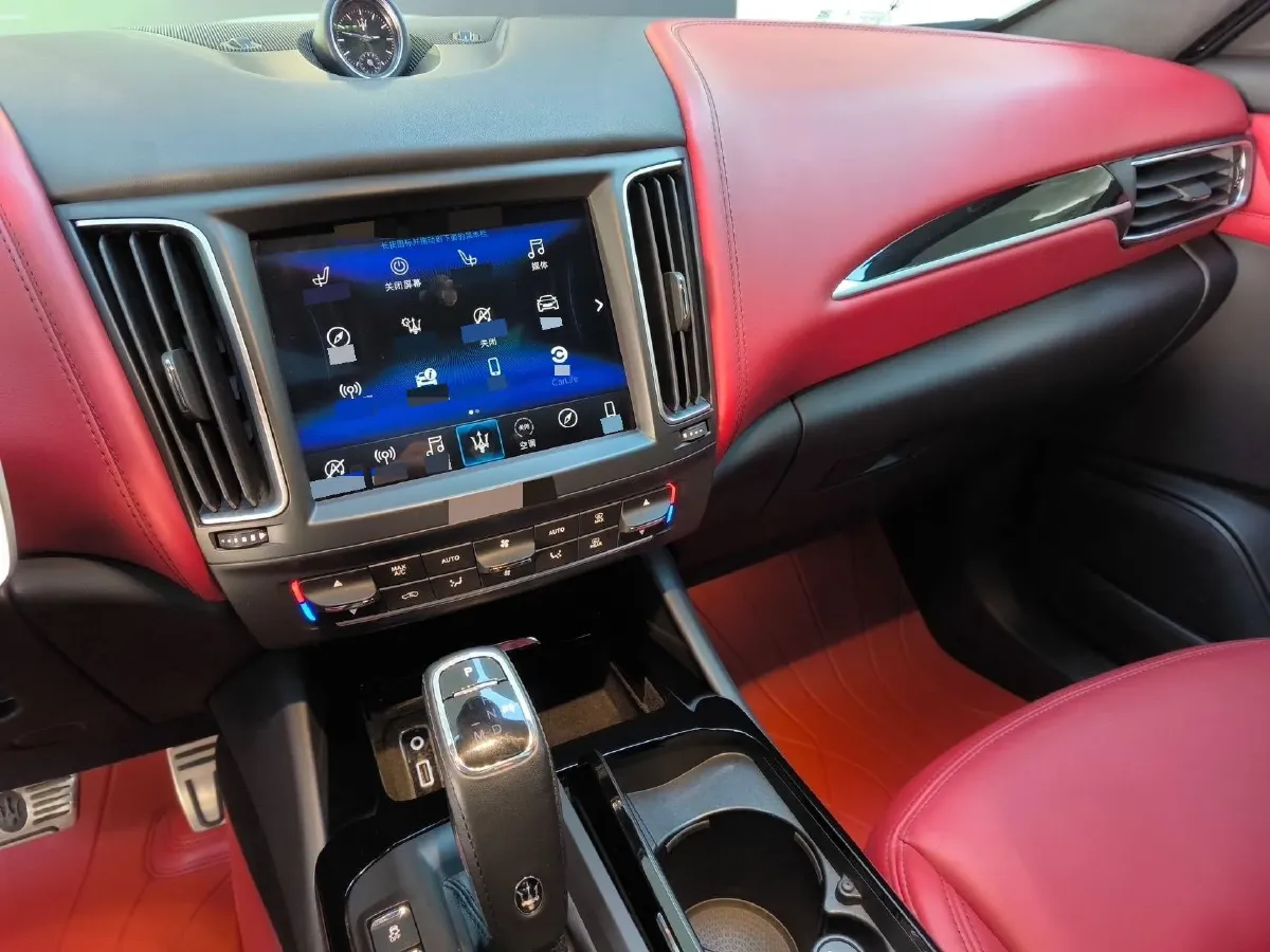 2019 Maserati Levante 3.0T 350HP V6 8AT,autocango,china used car exporter,china ev exporter,chinese used car exporter,chinese used ev exporter