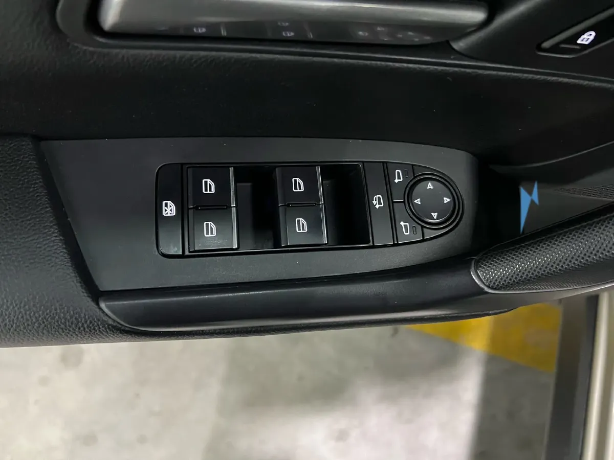 2023 Mazda CX-50 2.0L 155HP L4 6AT,autocango,china used car exporter,china ev exporter,chinese used car exporter,chinese used ev exporter