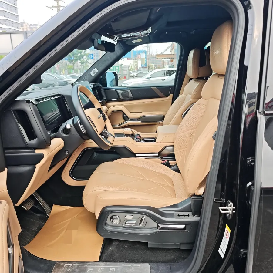 2025 FangChengBao Bao 8 2.0T 245HP L4 E-CVT PHEV 36.8KWH,autocango,china used car exporter,china ev exporter,chinese used car exporter,chinese used ev exporter