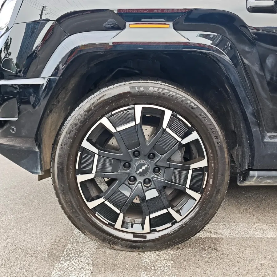 2025 FangChengBao Bao 8 2.0T 245HP L4 E-CVT PHEV 36.8KWH,autocango,china used car exporter,china ev exporter,chinese used car exporter,chinese used ev exporter