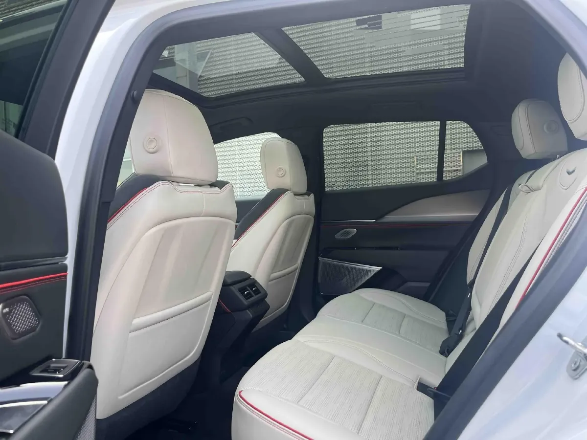 2023 Cadillac GT4 1.5T 211HP L4 9AT,autocango,china used car exporter,china ev exporter,chinese used car exporter,chinese used ev exporter