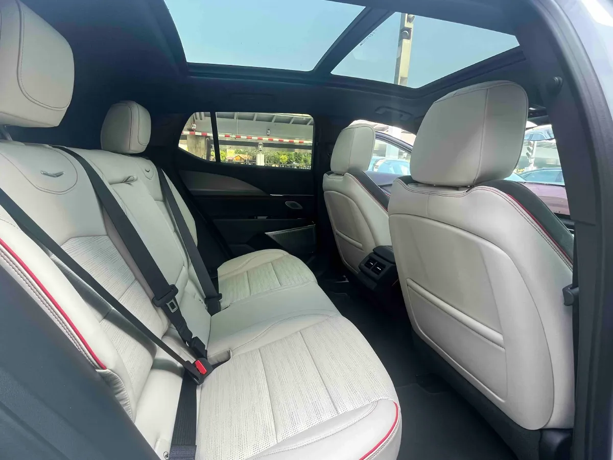 2023 Cadillac GT4 1.5T 211HP L4 9AT,autocango,china used car exporter,china ev exporter,chinese used car exporter,chinese used ev exporter