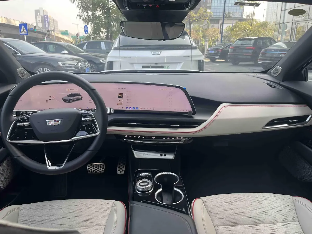 2023 Cadillac GT4 1.5T 211HP L4 9AT,autocango,china used car exporter,china ev exporter,chinese used car exporter,chinese used ev exporter