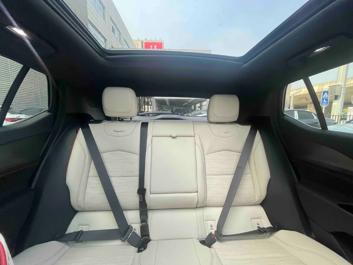 2023 Cadillac GT4 1.5T 211HP L4 9AT,autocango,china used car exporter,china ev exporter,chinese used car exporter,chinese used ev exporter