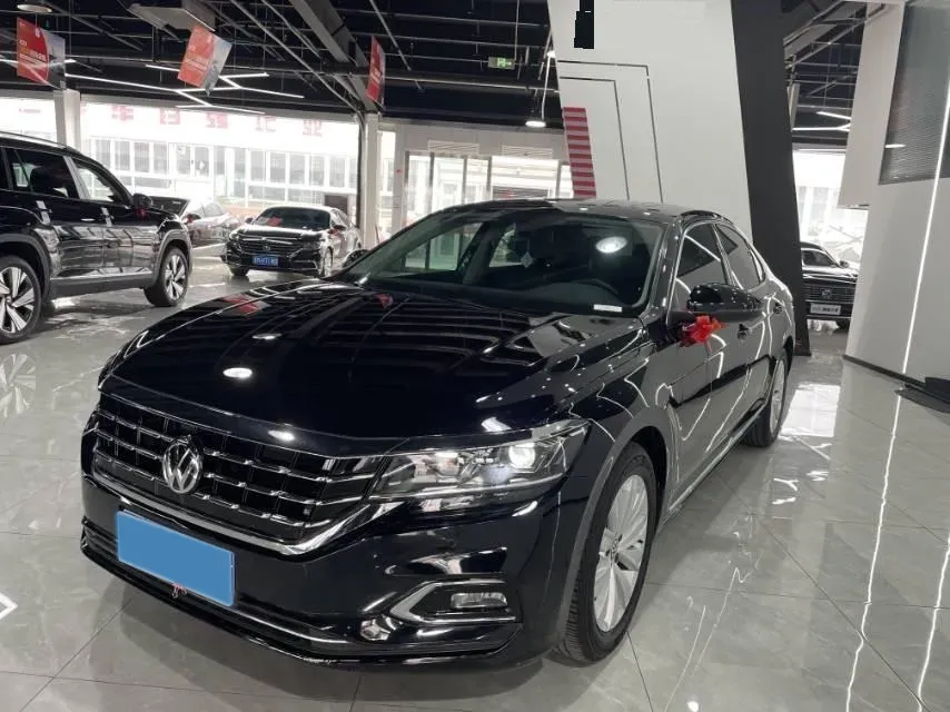 2020 Volkswagen Passat 2.0T 186HP L4 7DCT,autocango,china used car exporter,china ev exporter,chinese used car exporter,chinese used ev exporter