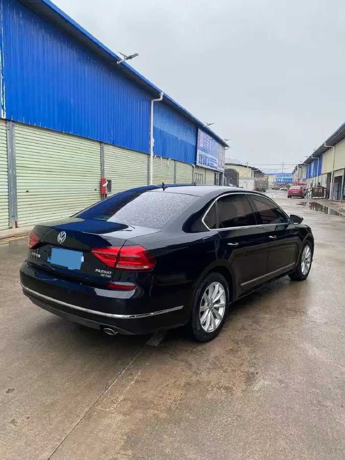 2017 Volkswagen Passat 1.8T 180HP L4 7DCT,autocango,china used car exporter,china ev exporter,chinese used car exporter,chinese used ev exporter