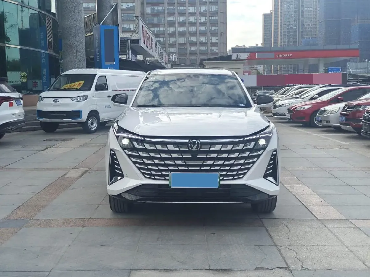 2024 ChangAn UNI-Z 1.5L 98HP L4 E-CVT PHEV 18.4KWH,autocango,china used car exporter,china ev exporter,chinese used car exporter,chinese used ev exporter
