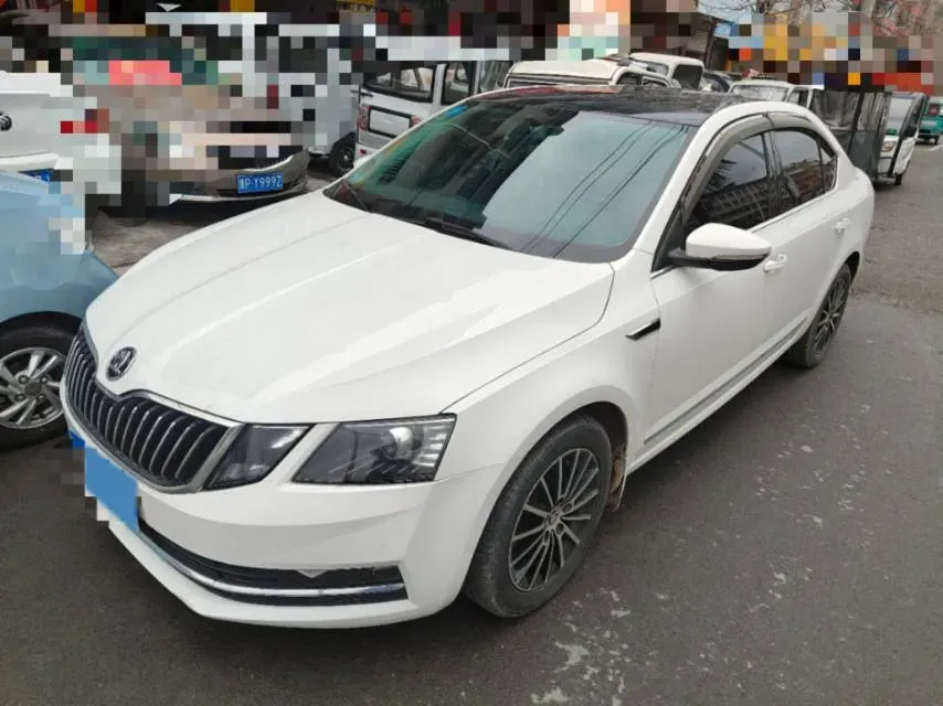 2018 Skoda Octavia 1.2T 116HP L4 7DCT,autocango,china used car exporter,china ev exporter,chinese used car exporter,chinese used ev exporter