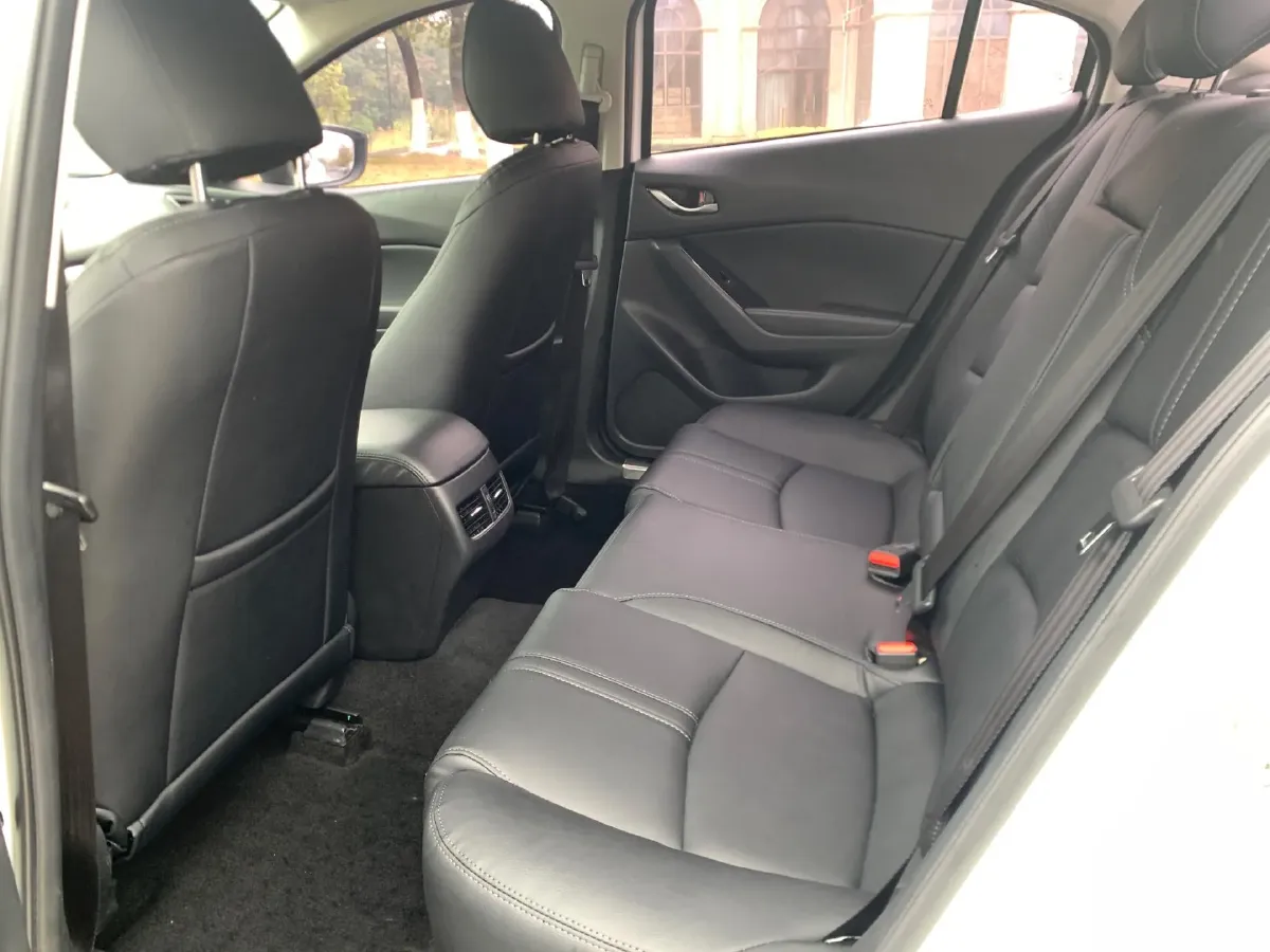 2017 Mazda 3 Axela 1.5L 117HP L4 6AT,autocango,china used car exporter,china ev exporter,chinese used car exporter,chinese used ev exporter