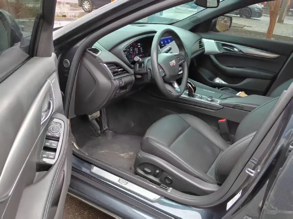 2022 Cadillac CT5 2.0T 237HP L4 10AT,autocango,china used car exporter,china ev exporter,chinese used car exporter,chinese used ev exporter