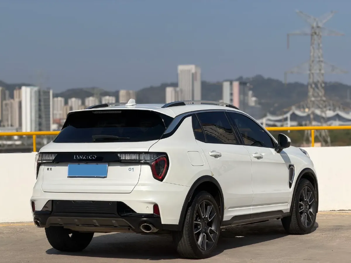 2021 LYNK&CO 01 2.0T 218HP L4 8AT,autocango,china used car exporter,china ev exporter,chinese used car exporter,chinese used ev exporter