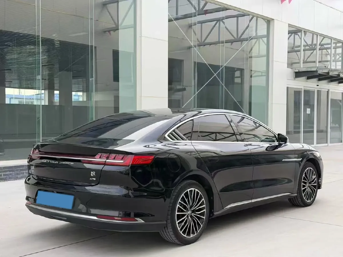 2020 WEY VV7 2.0T 227HP L4 7DCT PHEV,autocango,china used car exporter,china ev exporter,chinese used car exporter,chinese used ev exporter