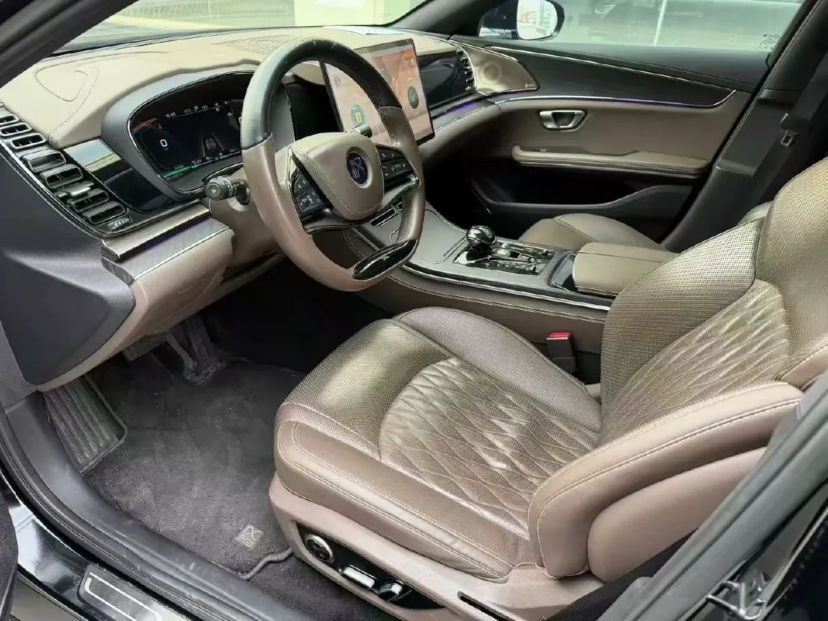 2020 WEY VV7 2.0T 227HP L4 7DCT PHEV,autocango,china used car exporter,china ev exporter,chinese used car exporter,chinese used ev exporter